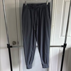 Women’s Gray Jogger Pants